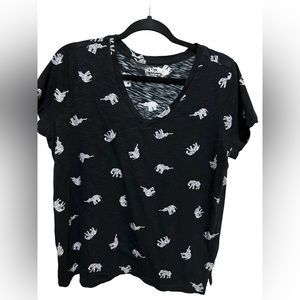 Tshirt with cute elephants